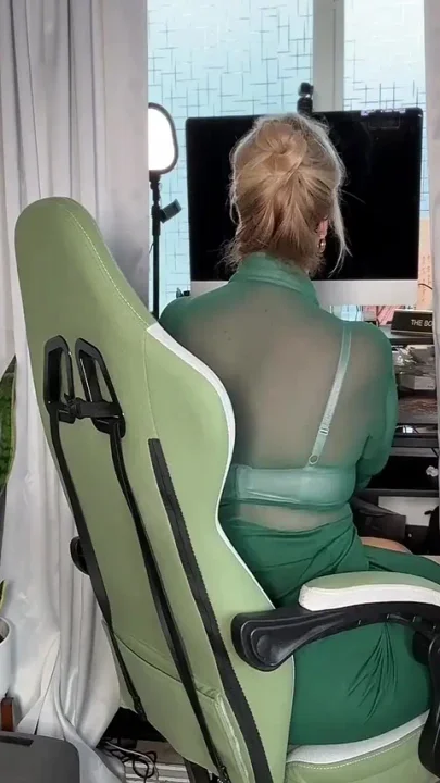 St Patrick's Day Office Spill Soaked & Horny I Squirt Alone on the Couch