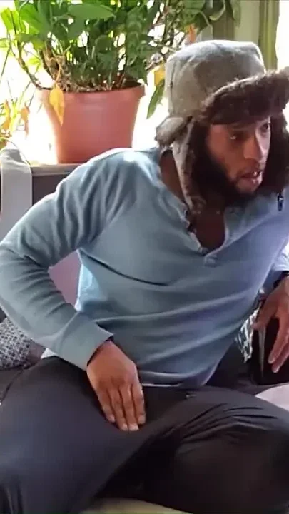 Kennie Jai Jerks off in Winter Hat
