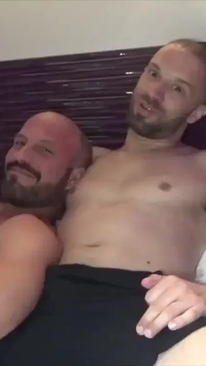The muscle pornstar Max Duran fucked barback by Tony Axel