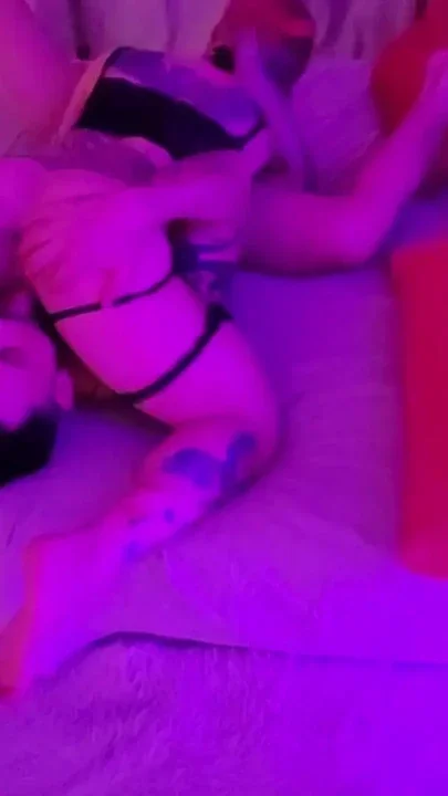 Curvy Gothic girl with a deep throat and a hard-fucked pussy Clip 3