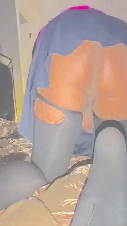 Stretching Asshole