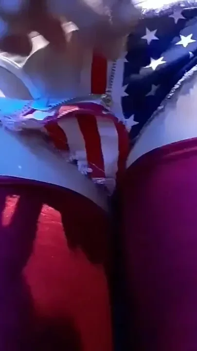 Big Juicy Cock Hands Free Cumshot