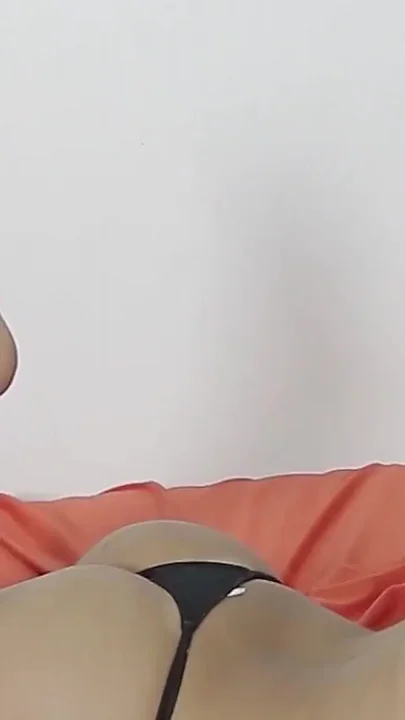 Sofia in Hot Amateur Footjob