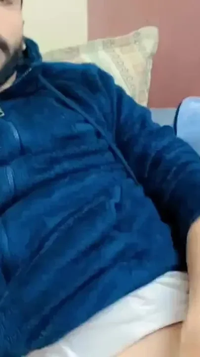 New Pakistani Hot Boy Sexy Musterbation in Room Face Reveal
