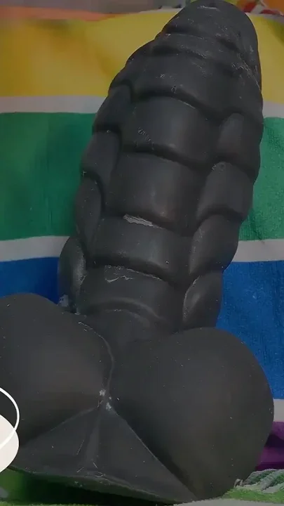 Closeup Squat Session with Lots of Lube and Gapes