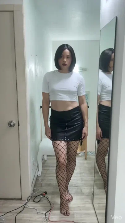 Cdzinha masturbating 4