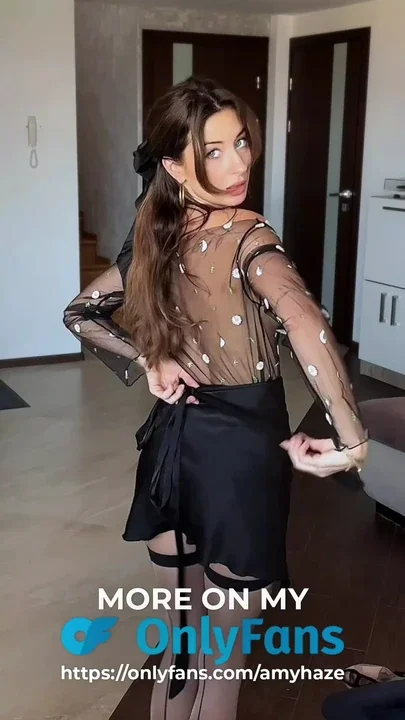 Sexy Brunette Performs a Striptease and Shows Off Her Big Juicy ASS