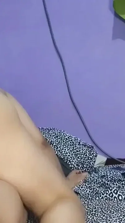 Stepsister unleased her desire to ride her stepbrother's cock Clip 1