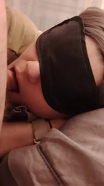 Close-up I wake up my mother-in-law this milf she sucks me and I cum in her mouth Clip 2