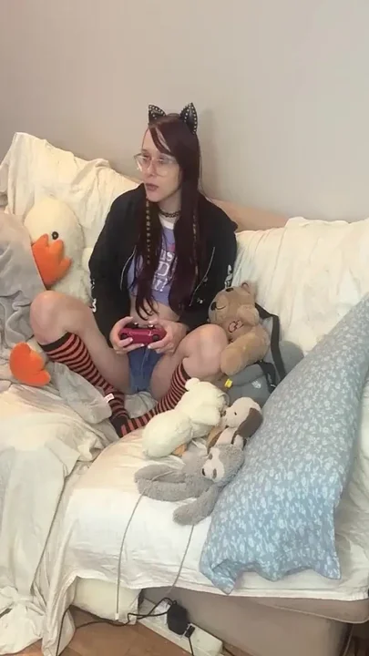 Doggystyle Fuck and Deepthroat of Step Daughter
