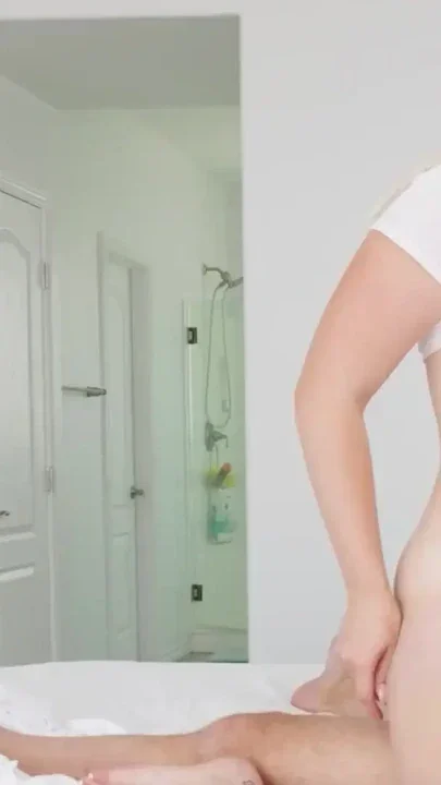 BUSTY BLONDE STEP DAUGHTER MAISEY MONROE BOUNCES ON DADDY'S HARD COCK Clip 1
