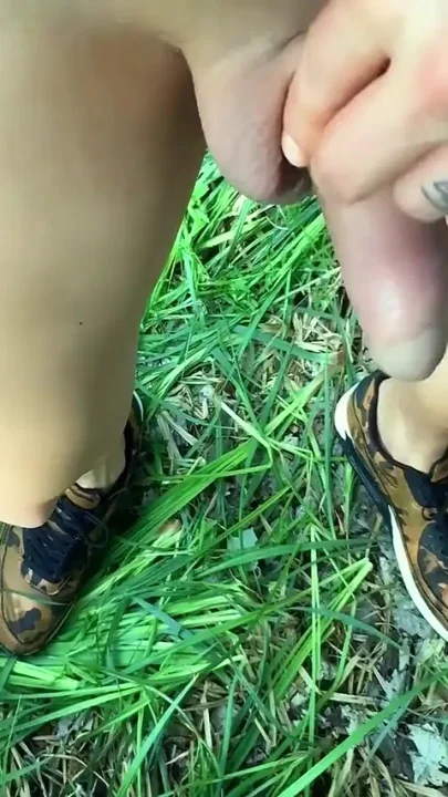 Jerking off Naked Outdoor Just in Cameo Sneakers