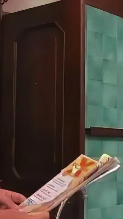 This Slut Washes the Man's Cock Well Before Taking It in the Ass