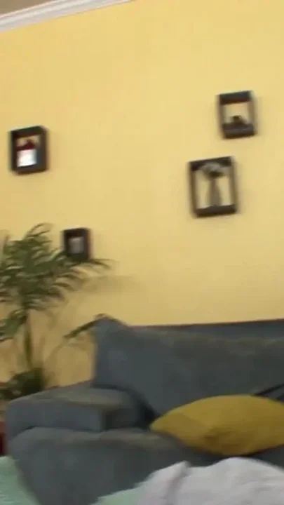 My first lesbian orgasm in stepdaddy's livingroom