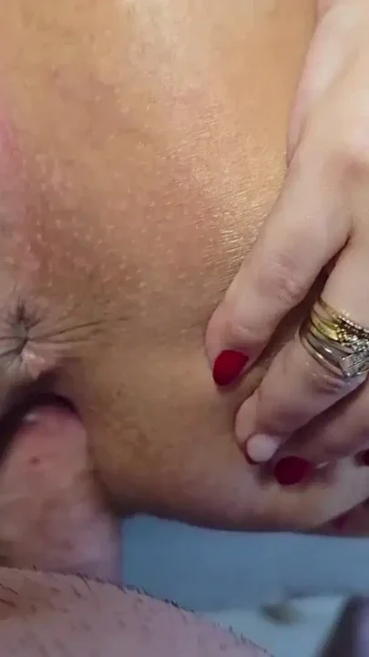 HUSBAND'S FRIEND FUCKED ME HOT AND CAME A LOT IN HER PUSSY AND KEPT PUTTING IT Clip 1