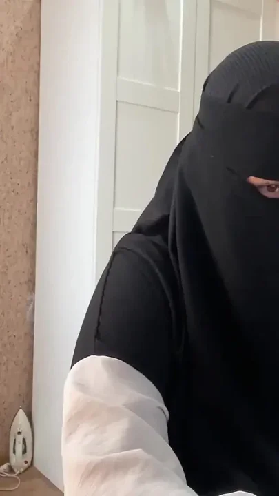 Big Boobs Arab MILF Sitting on Web Chat