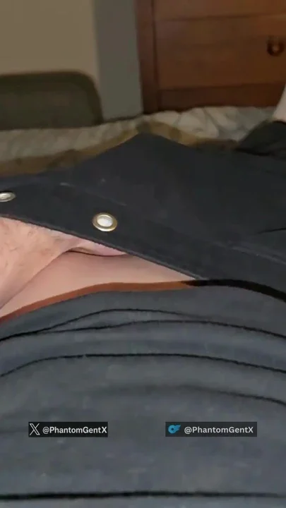 Masked German Pumps His Shaft - PhantomGentX