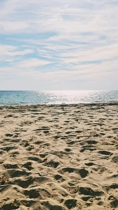 my small inferior cock with spikes displayed on public beach