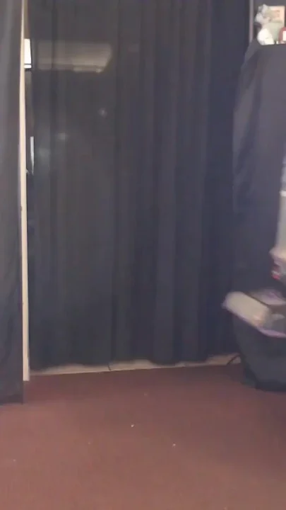 Harley Quinn slut vacuuming