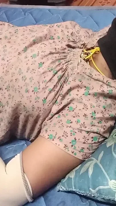 Tamil Girl Hot Nipple Feeding with Ice Cream &milk