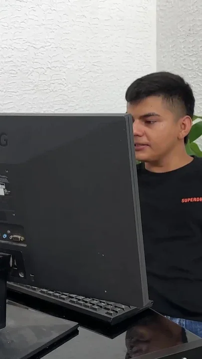 Young Stranger Pretends to Be a Psychologist as an Excuse to Fuck Me Hard Until