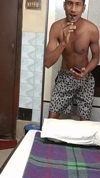 Stepmom Is Not Hot Today I Will Shake You the Whole Night for Sex