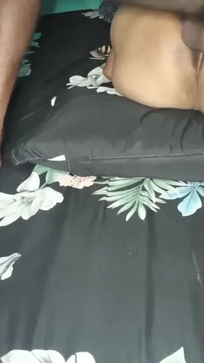 Desi tamil girl fucking husband Clip 1