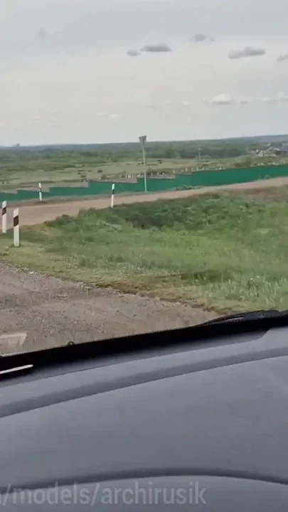 On the Highway We Publicly Fuck Hotly with the First Person We Meet Without Condoms to Cum