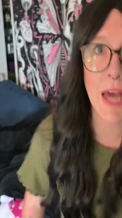 Stepmommy Becomes a Slut 1