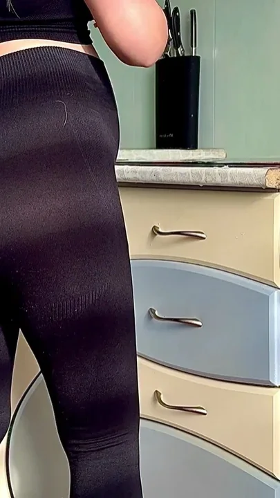 The Stepson Fucked His Pregnant Stepmother in the Kitchen While His Father Was Away