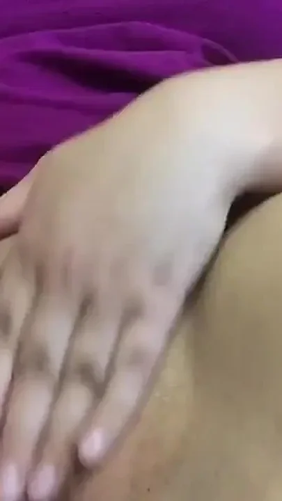 Hot Stepmommy Moaned Sweetly