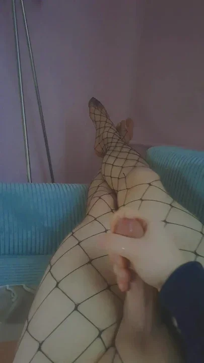 femboy cumming in fishnets