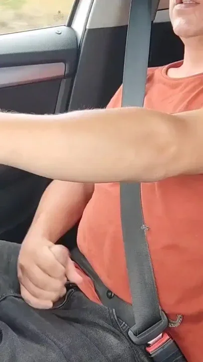 Huge in the car THE BEST Clip 1