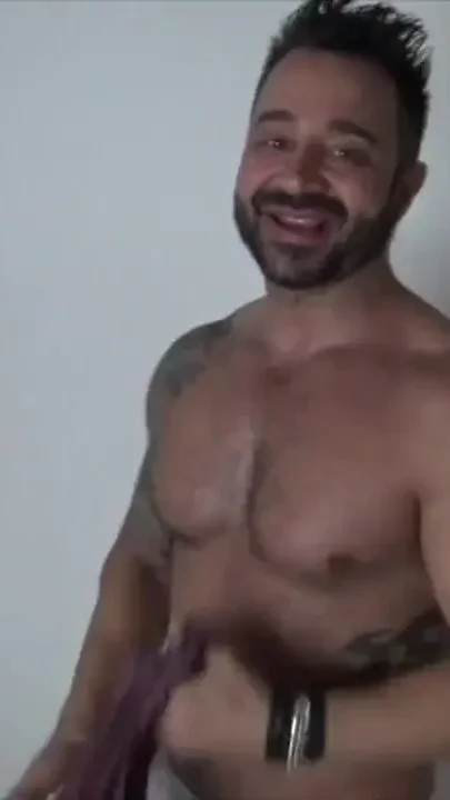 The Stepdaddy Martin Mazza used raw by young latino Tiago
