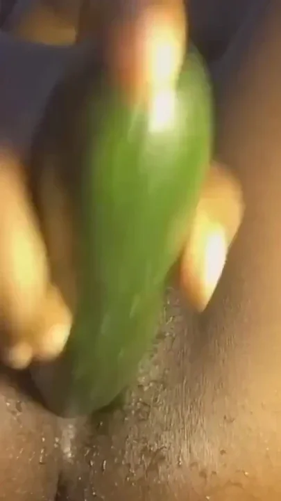 cucumber in my pussy and orgasm Clip 1