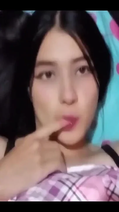 Delicious Fuck with Stepdad in the Bathroom He Takes off the Condom to Get Me