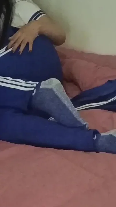 Fucking the Hottest Ass Girl of College and She Makes Me Cum complete Video