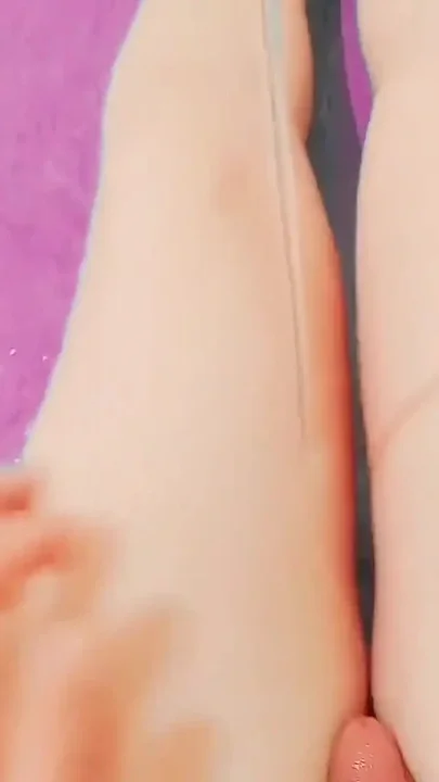 Hot Pre-cumming Cut Cock Clapping with Smooth Legs Makes Me Horny