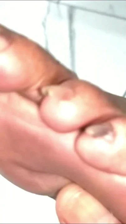Nurse Jasmine Doe's Afterwork Hot Stinky Feet N Nude Long Toenails