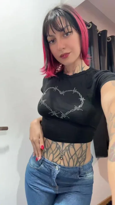 come talk to this Brazilian girl on OnlyFans