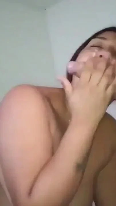 Keilimar Prepaid From Guayaquil Ecuador Hot Brunette with Desire for Cock
