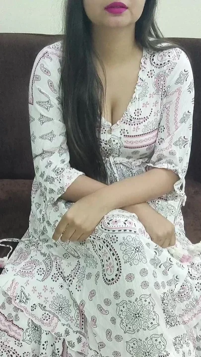 Change Clothes in Front of Brother-in-law Who Is Watching Porn