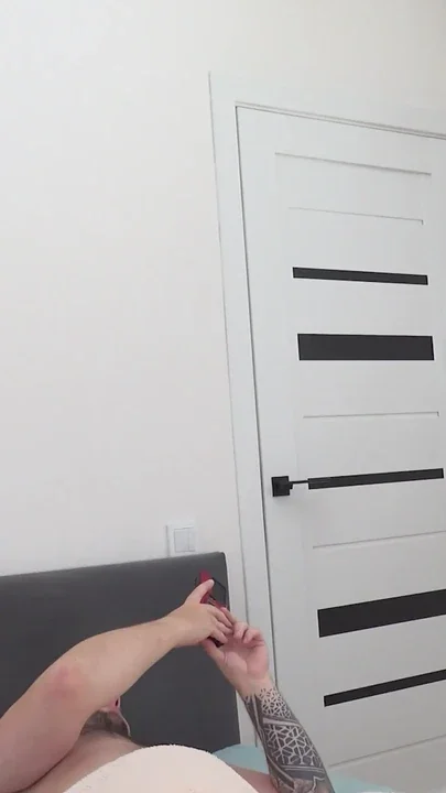 SH My husband loves my lover's cum