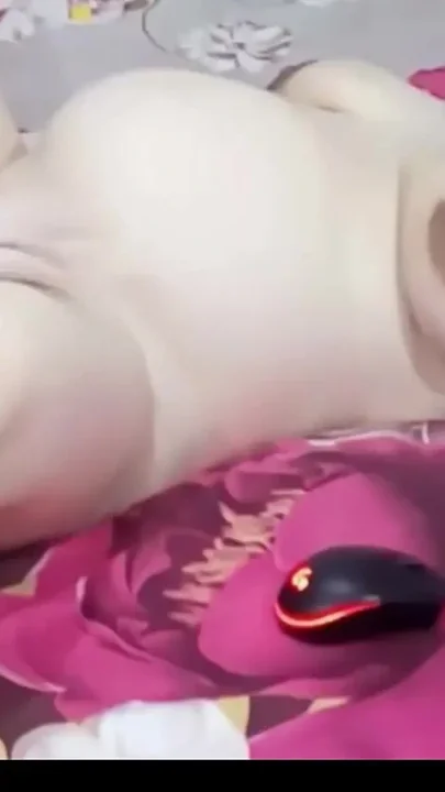 Pregnant at 9 Months Gets Fucked by a Big Belly