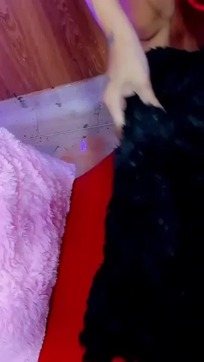 Lesbian Self-fucking Pussy Toy for Solo Pleasure