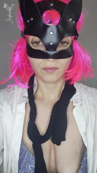 Be seduced by my tits as I masturbate with my kitty mask