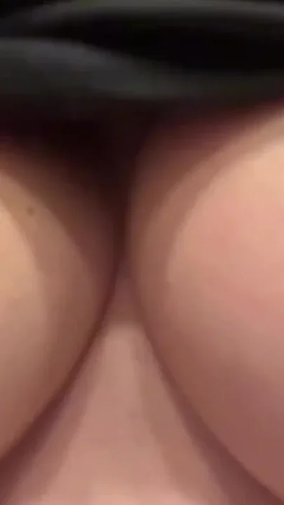 Italian Big tits Milf Artemisia Love hot solo big boobs bouncing session Clip 2