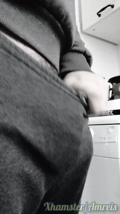 Sliding foreskin on the glans