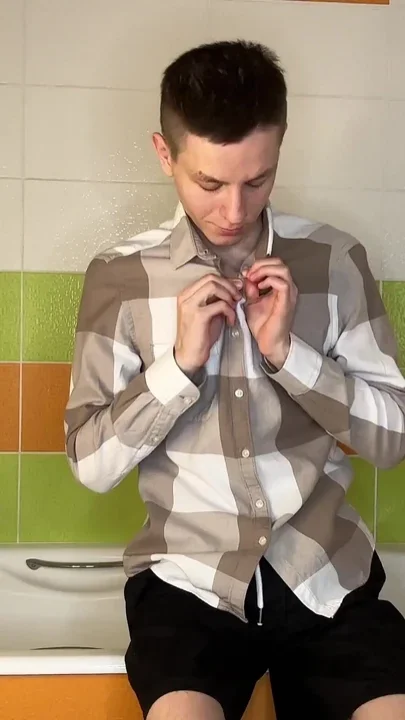 Fucked My Pussy in Bathroom and Flooded Floor with Cum