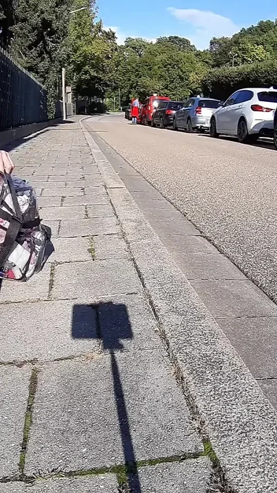 Masturbate Next to the Street